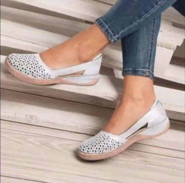 2025 Summer Beach Export Plus Size Casual Sandals For Women European Designer Sandals And American Style Wedge Hollow Solid Color Low Heel Outdoor San