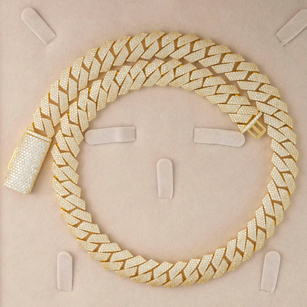 Mens Elegant Studded Cuban Pendant Choker Bracelet w/Moissanite Stones Choose from Sizes