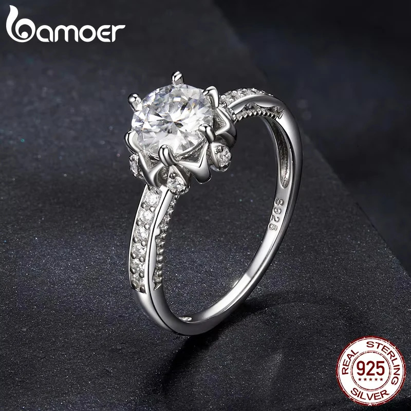 D Color VVS1 EX Flower Ring 1ct Round Diamond Solitaire Engagement 925 Sterling Silver Rings For Wo 250610