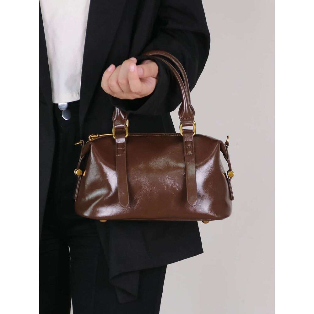 Fall/Winter 2024 New Wax Boston Handbag High-Quality Niche Pillow Retro Large-Capacity Shoulder Crossbody Bag