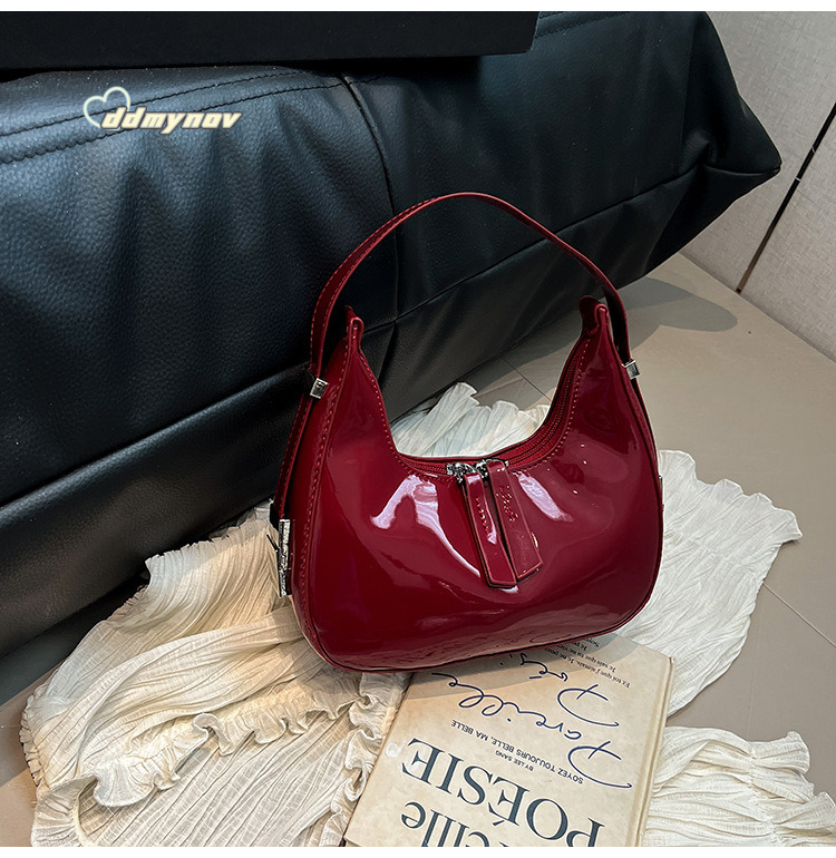 2025 Spring Summer New Korean Niche Design Handbag Patent Leather Shiny Women's Fashion Shoulder Underarm Bag ddmynov