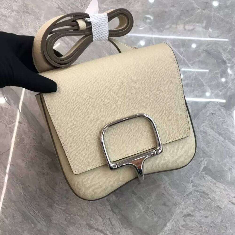 Vintage Style Genuine Leather Women's Shoulder Large Capacity Versatile Crossbody Unique Hip Fashionable Saddle Bag