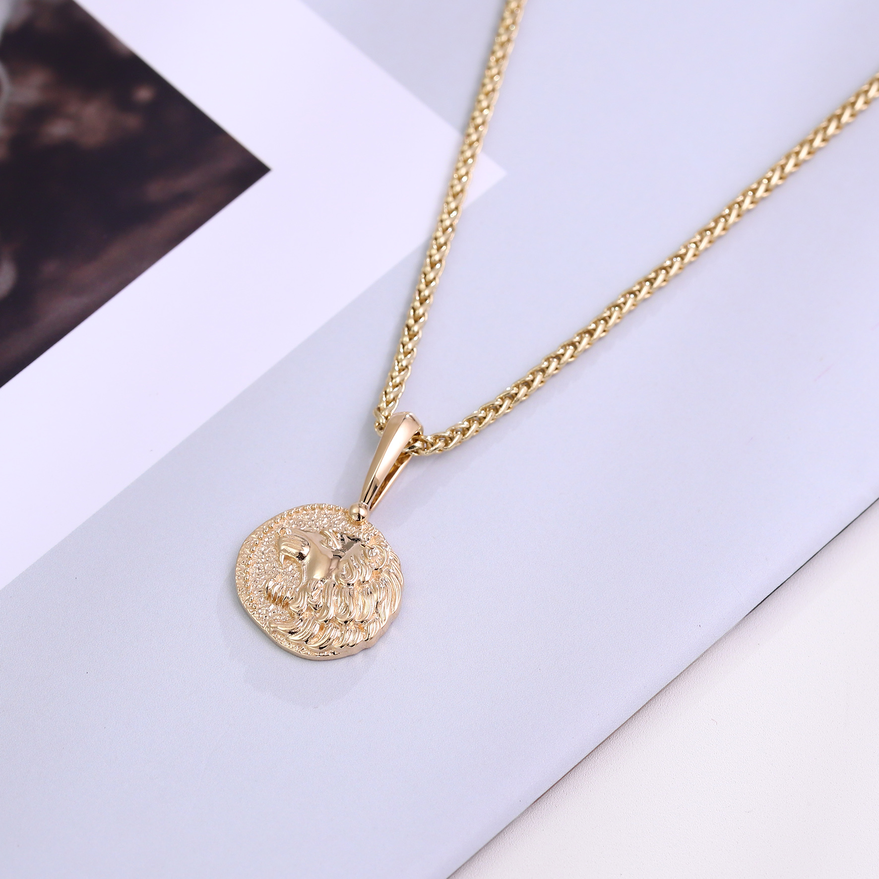 Provence Jewelry Custom Luxury Jewelry Animal Design Lion Pendant Customized 10k 14k 18K Soild Yellow Gold Smooth Back Hip Hop Jewelry for Gift