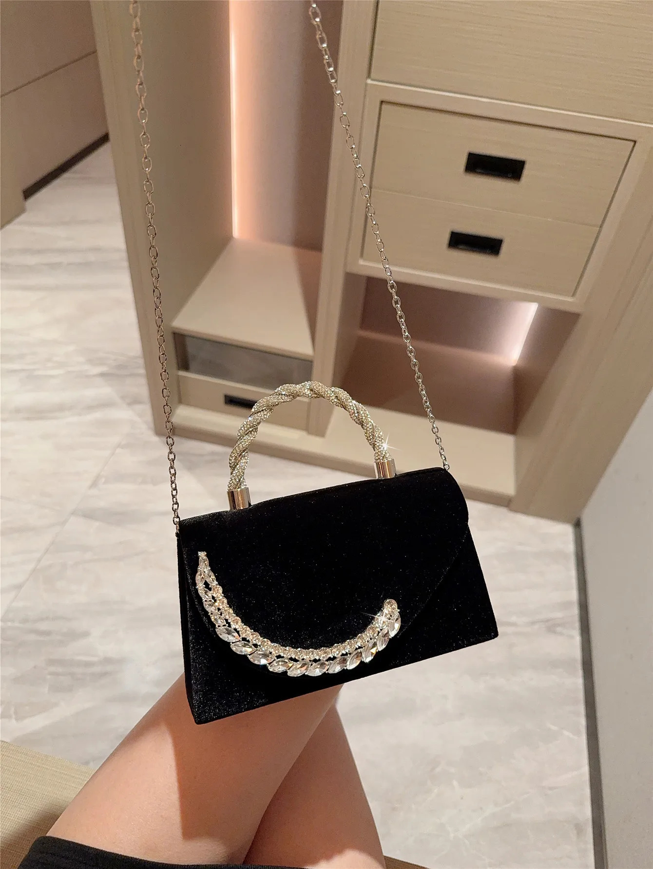 Clutch Bag Retro Velvet Evening Bag Celebrity Shiny Diamond Handbag Prom Bag Wedding Bag 250606