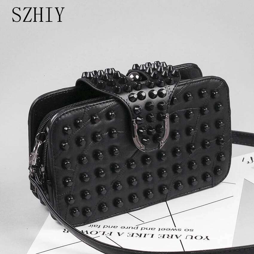 Designer Rivet Shoulder Bag Women Fashion Crossbody Purse For Grils Multi Pocket Phone Zero Wallet Soft Leather Handbag Carteras