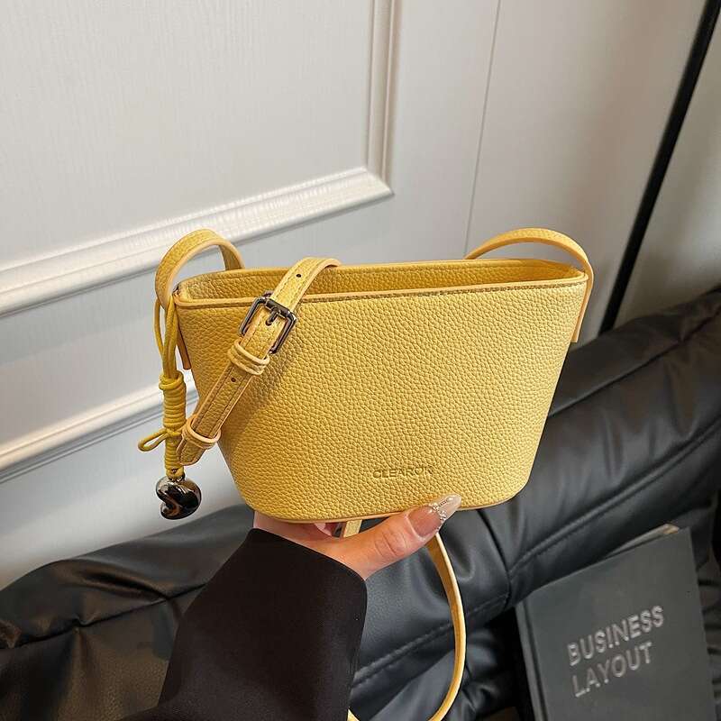 Exquisite Mini for Women 2025 New Summer Versatile Crossbody Fashionable Super Popular Stylish Shoulder Bucket Bag