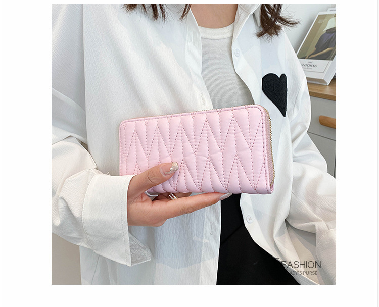 Free Shipping 2025 New Designer Bag Embroidered Women's Long Wallet Multi Card Slot Card Bag Fashionable Exquisite Practical Large Capacity Zero 