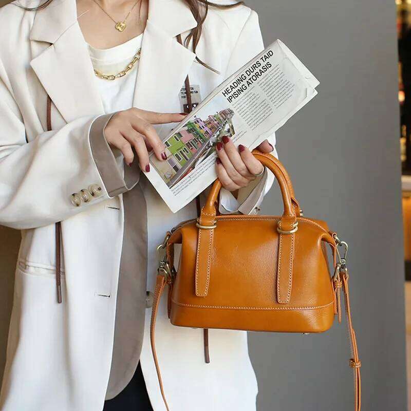Vintage Style Genuine Leather Women's Large Capacity Handbag Crossbody Bag New Model Boston Saddlebag Motorcycle Equipment A