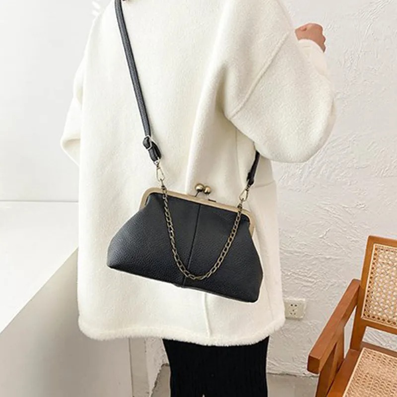 Designer bag Quilted Large Chain Shoulder Bags For Women Luxury Designer Crossbody Bags PU Leather Ladies Handbags Black White Fashion tote bag