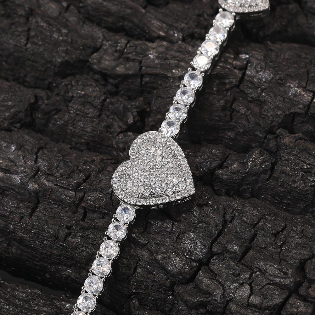 New In Full Diamond Love Heart Charm Diamond Tennis Chain Bracelet Top Quality Iced Out Cubic Zirconia Hip Hop Wedding Bangle Briaces For Women Jewelr