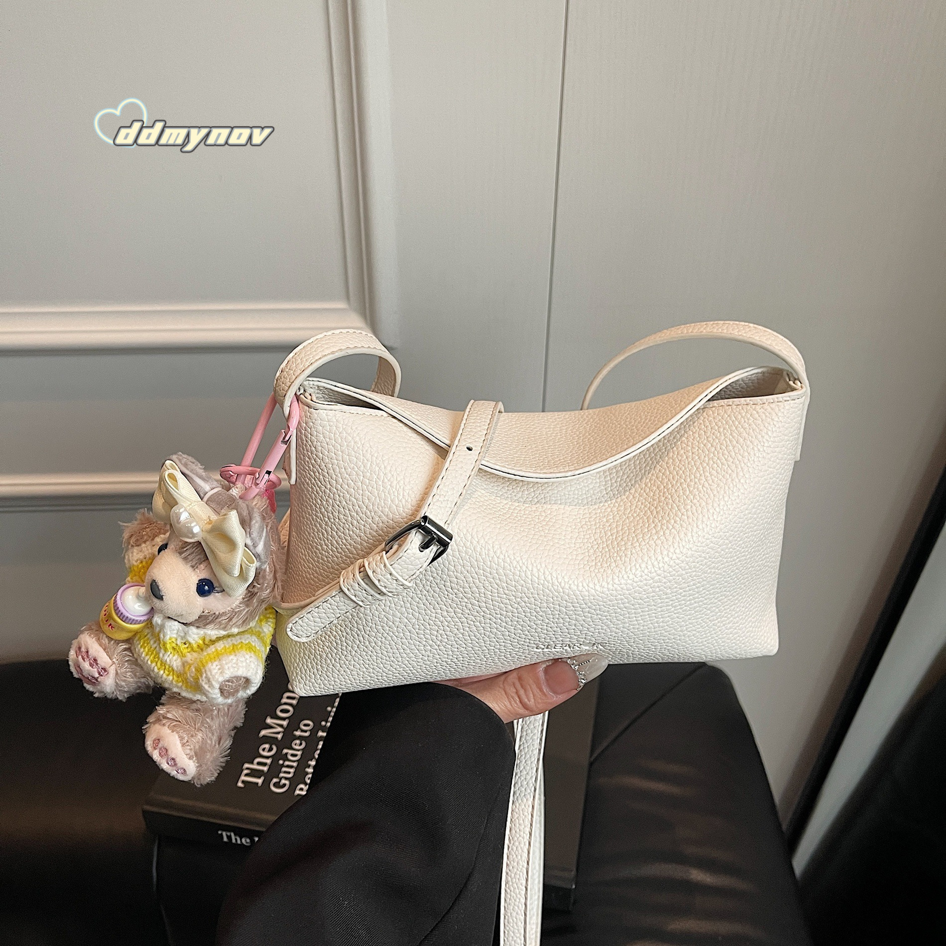 Korean Style Niche Design Crossbody Simple Ins Trend Dumpling Fashionable Women's Commuter Versatile Shoulder Underarm Bag ddmynov