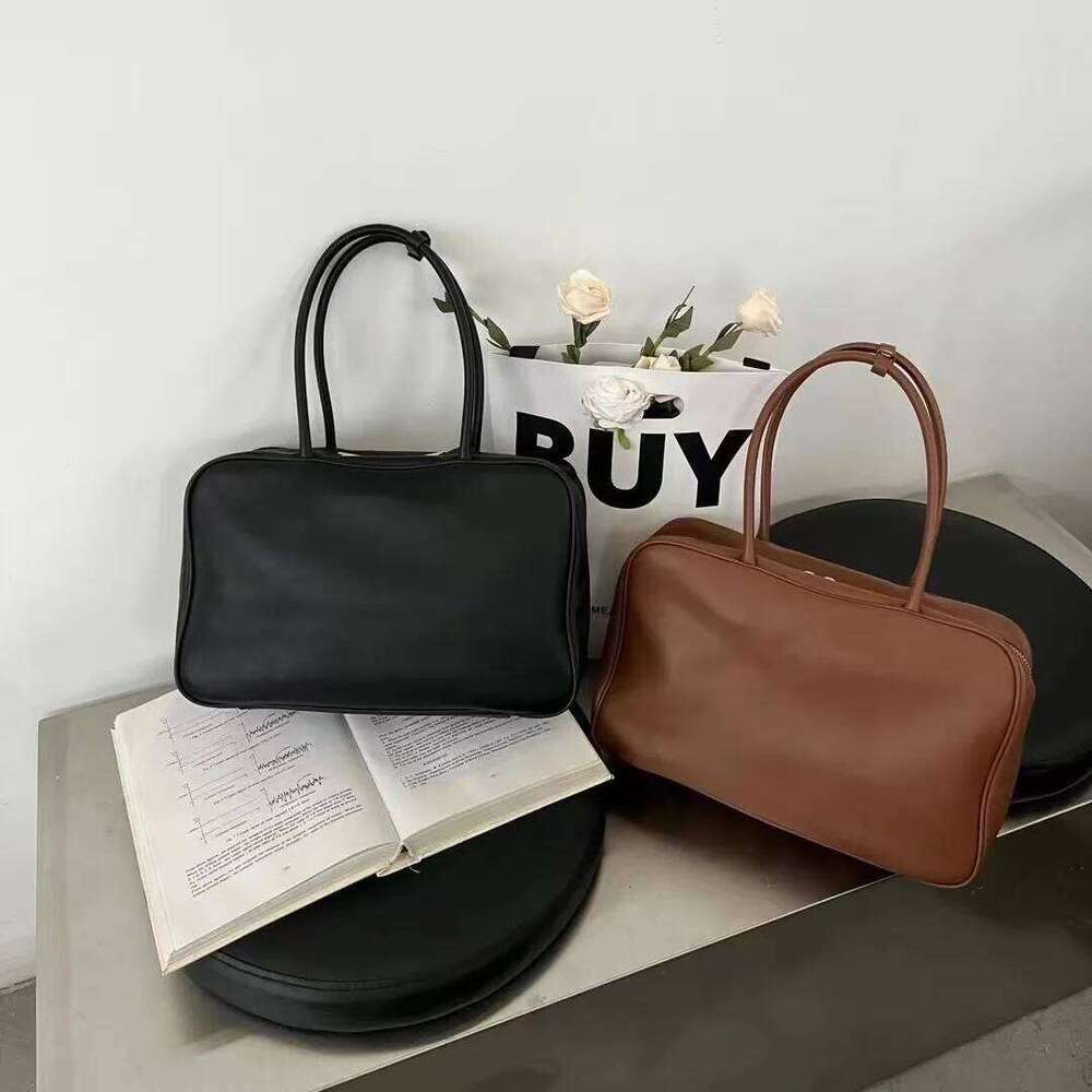 2025 new genuine leather women briefcase handbag fashion designer retro boston wallet bowling shoulder hobo bag