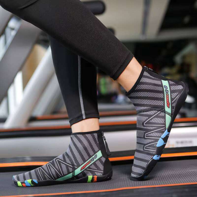 Wholesale Outdoor Fashion Trail Aqua Lightweight High Quality Swimming Water Shoes Soft Rubber Sole