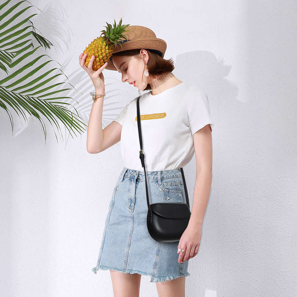New Versatile Lychee Texture Niche Saddle Trendy Simple Crossbody Women's Shoulder Phone Bag