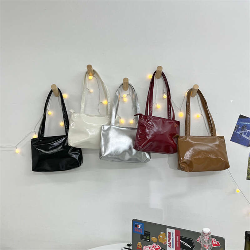 Korean Oil Wax Leather Glossy Simple Small Square 2023 New Trendy Ins Fashion Commuter Shoulder Underarm Bag