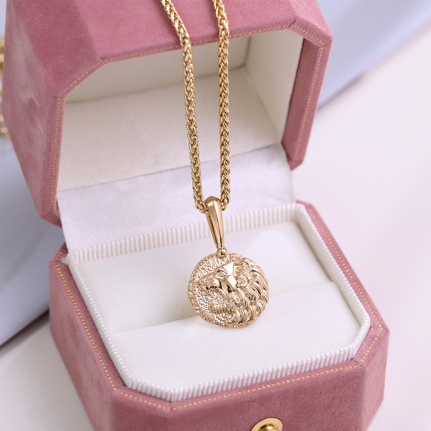 Provence Jewelry Custom Luxury Jewelry Animal Design Lion Pendant Customized 10k 14k 18K Soild Yellow Gold Smooth Back Hip Hop Jewelry for Gift