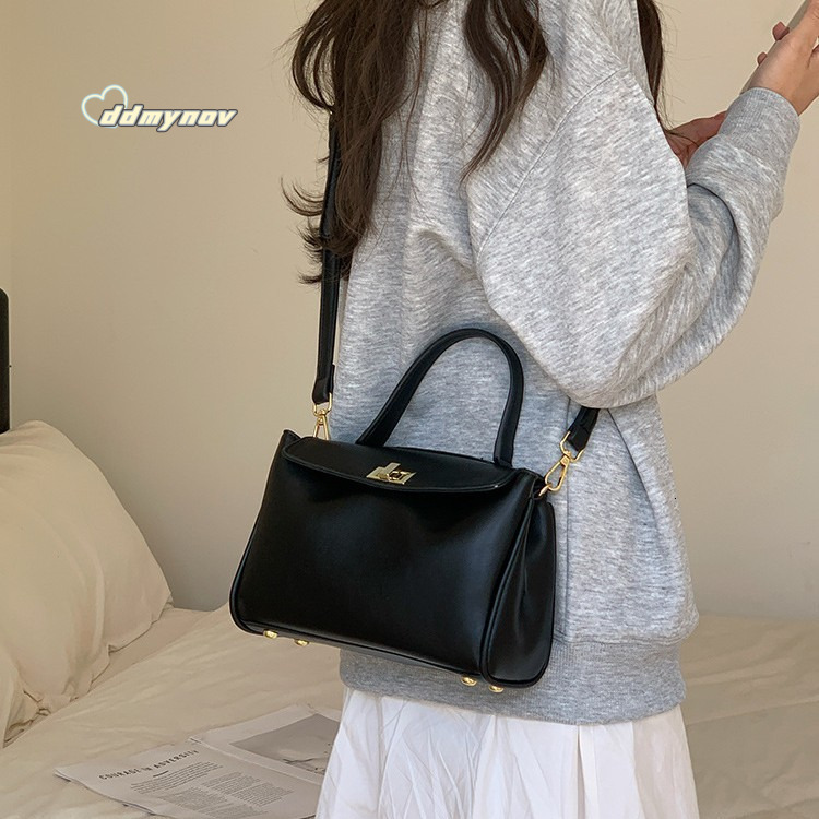 Soft PU Leather Handbag 2025 New Fashion Single Shoulder Crossbody Women's Versatile Commuter Small Square Bag ddmynov