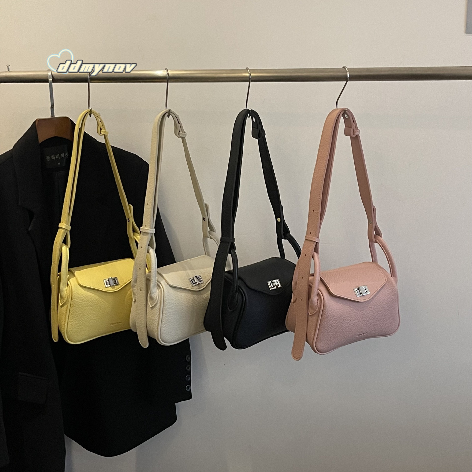 Niche Texture Underarm for Women 2025 New Fashion Litchi Pattern Pillow Versatile Shoulder Crossbody Bag ddmynov