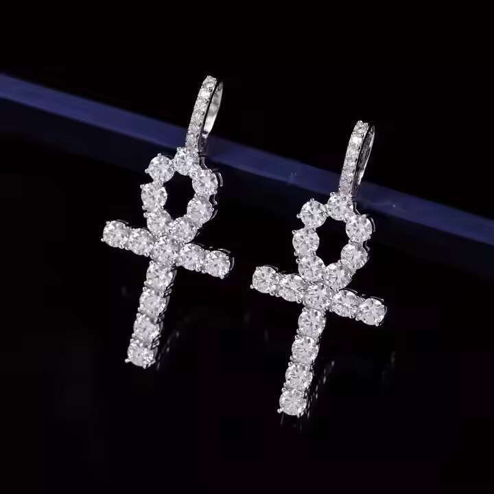 New Design Hip Hop Statement Moissanite Cross Pendant Jewelry Supplier 925 Sterling Silver Pendant for Long Necklace