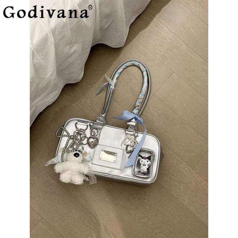 Japanese Casual Snacks Boston Shoulder Pain Two-Dimensional Commuting To Work Versatile Soft Girl Large-Capacity Bag