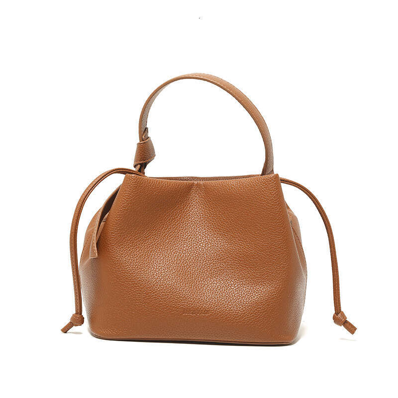 New Genuine Leather Texture Commuter Versatile Shoulder Crossbody Bag Niche Fashion Handbag for Women