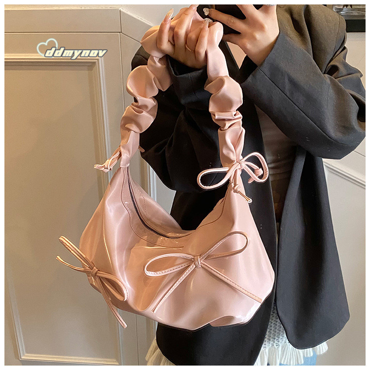 2025 New Cloud Pleated for Women Large Capacity Shoulder Underarm Dumpling Drawstring Bowknot Crossbody Bag ddmynov