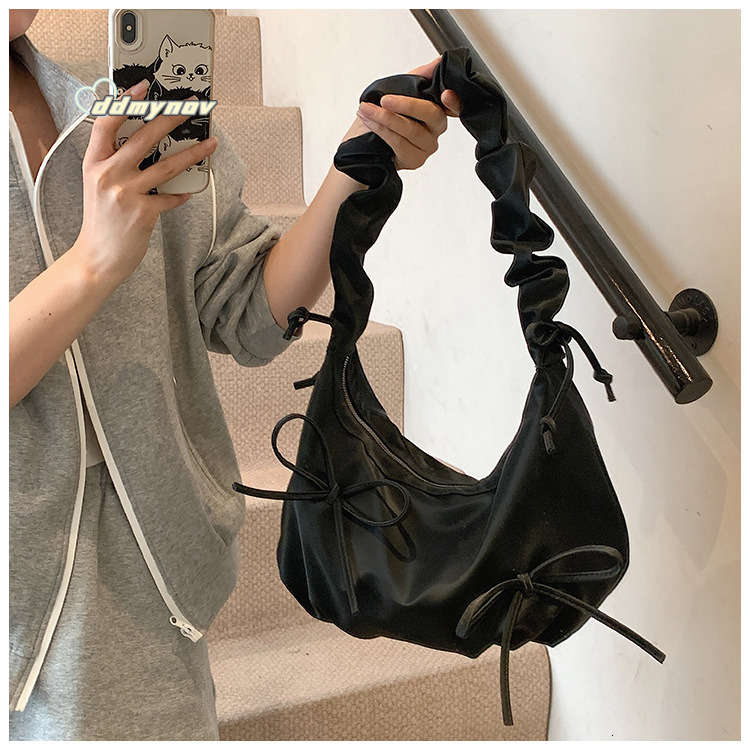 2025 New Cloud Pleated for Women Large Capacity Shoulder Underarm Dumpling Drawstring Bowknot Crossbody Bag ddmynov