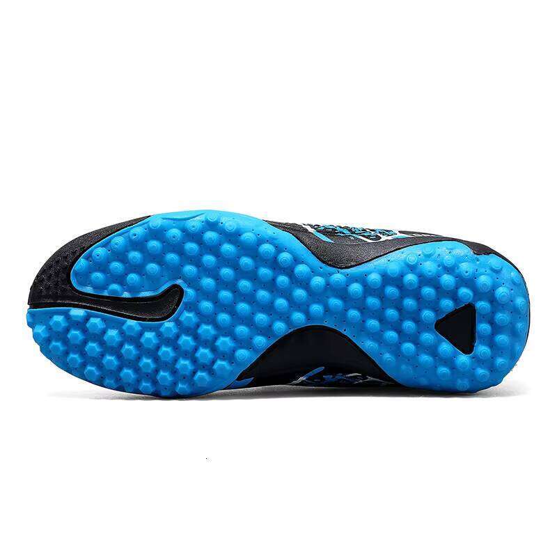 Cheap Easy Wear Children No Laces Waterproof Futsal Kids Non slip Training Soccer Shoes for Little Child