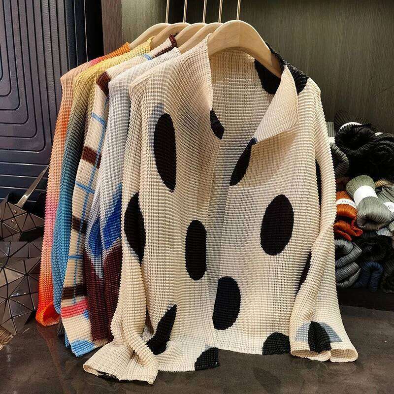 LANMREM Korean Classic Printed Cardigan Top Summer Loose Casual Pleated Shirts For Women 2025 New Sunscreen Clothing 2Db3212
