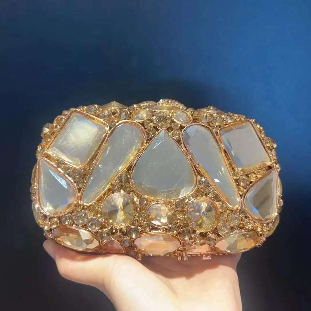 Women Rhinestone Evening Designer Handbags Crystal Banquet Party Bags Fashion Dress Stone Bag Shiny Dinner Clutch