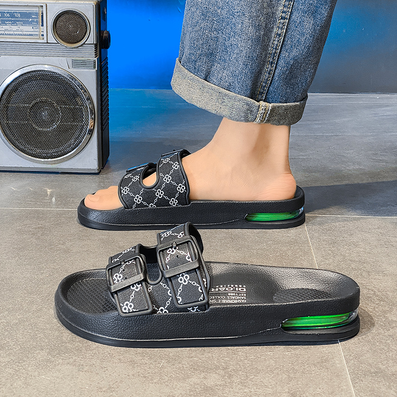 designer men's new high-end slippers, cross-border men's summer outerwear appeal, soft-soled European and American style cool slippers, free