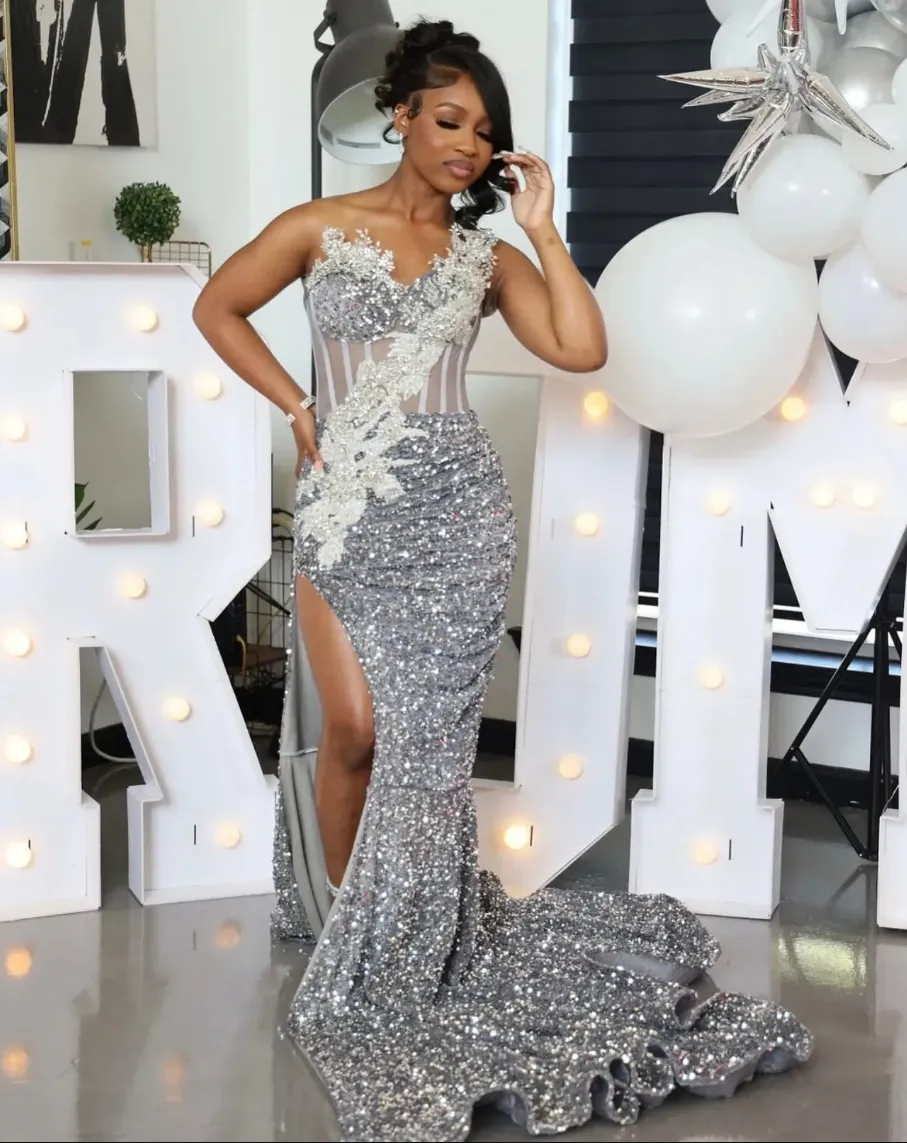 Sparkly Sequined One Shoulder Prom Dresses Elegant Bead Appliques Evening Dress High Side Split Celebrity Party Gown Customized