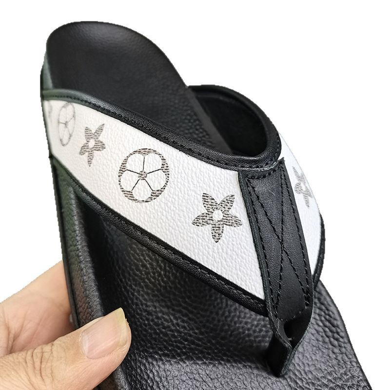 Designer slippers free shipping 2025 new fashion light luxury high-end feel printed thick bottom flip flops for external wear for mens womens