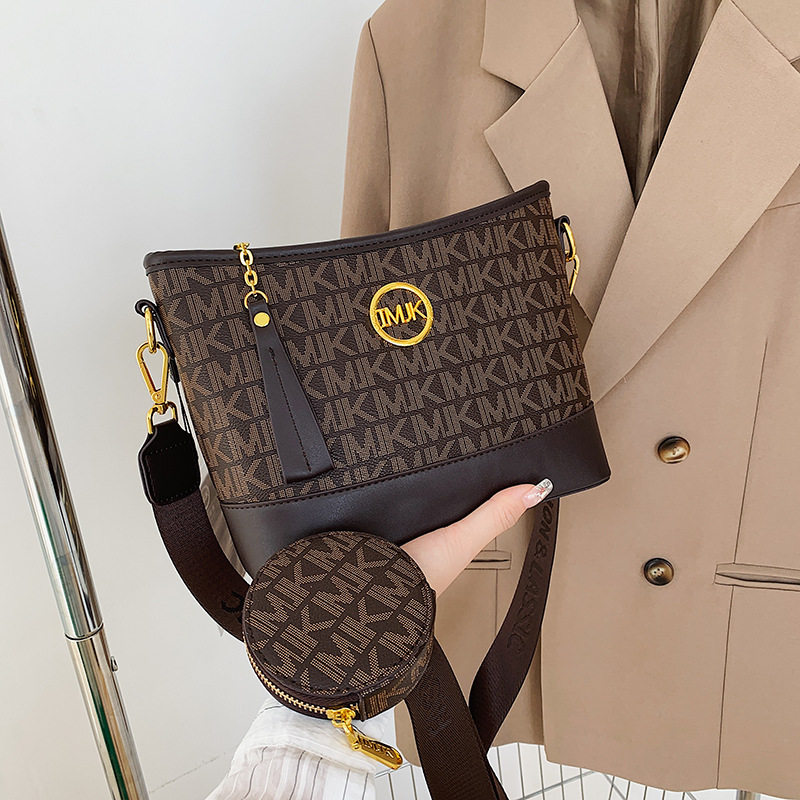 Free Shipping Trendy Women's Bags New Fashion Retro Designer Print Luxury Crossbody Bucket Bag Large Capacity Shoulder Bag