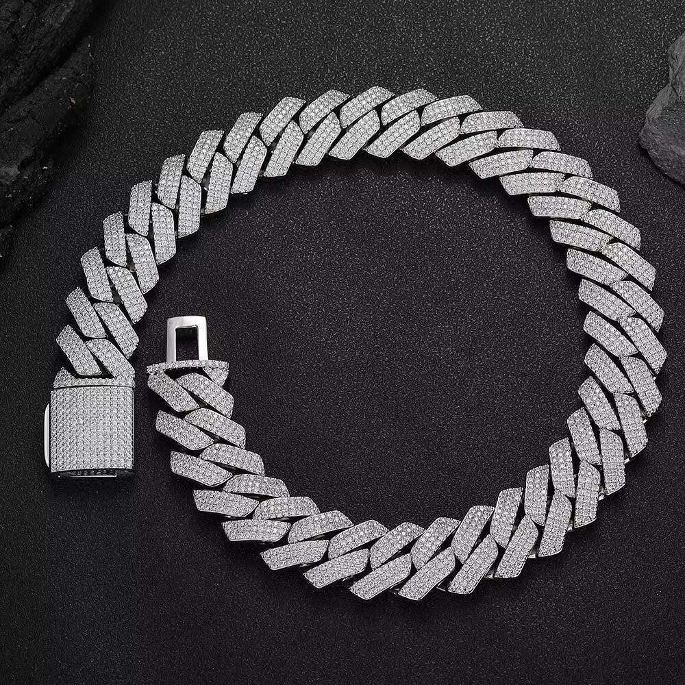 OACOCA Mens Hip Hop 25mm Iced Out Cuban Chains Necklace Fine Fashion Jewelry Zircon Chunky Necklaces Charm Necklaces Custom Luxury