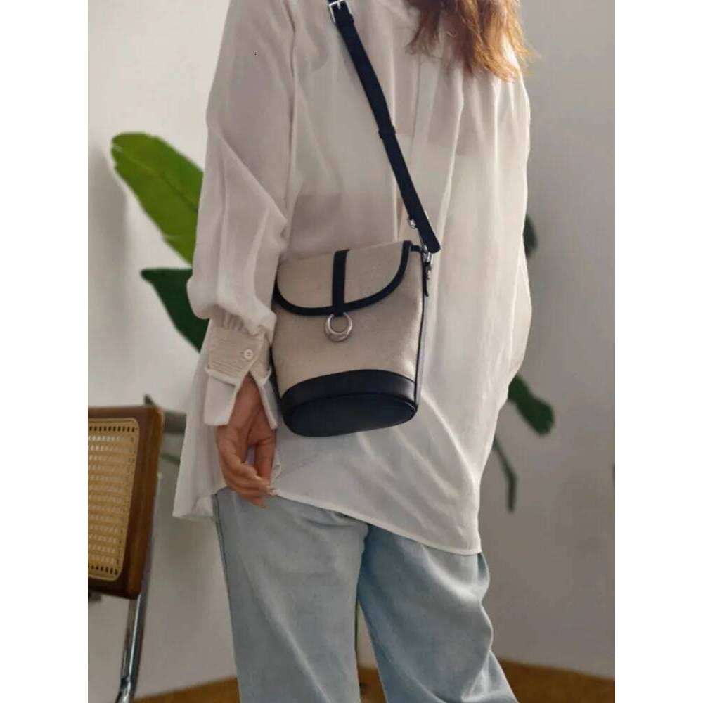 Summer Designer Cow Splicing Cotton Linen Women Canvas Bucket Casual Fashion Ladies Strap Shoulder Bag Small Flap Crossbody 2025/06/10