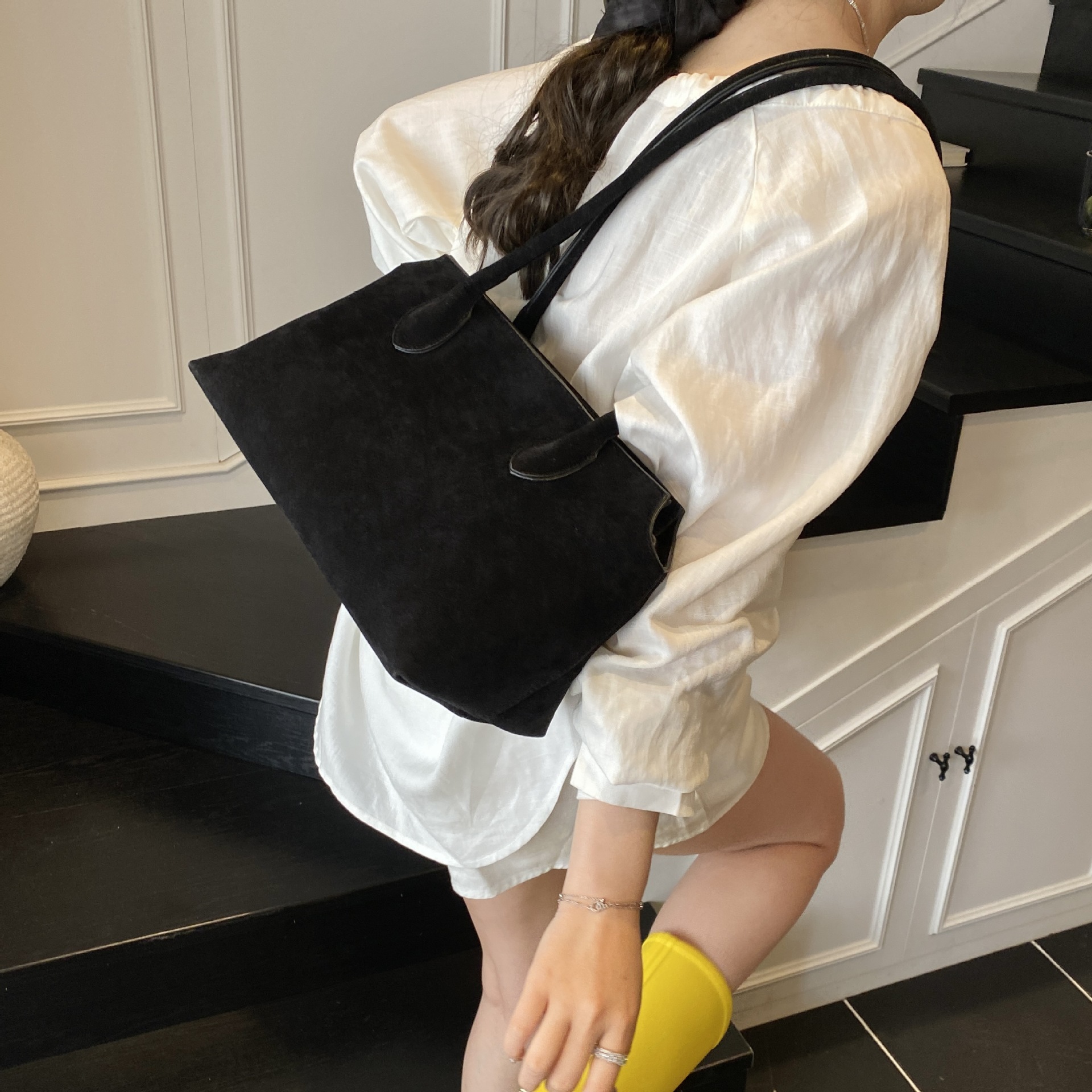 Free Shipping Women's Frosted Underarm Tote Bag Fashionable And Minimalist Designer Handbag Versatile Retro Shoulder Bag Shopping Bag
