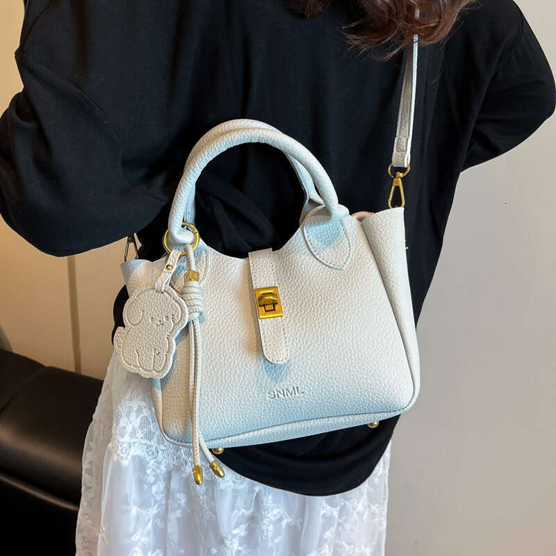 Korean Style Summer 2025 New Trendy Fashion Casual Large Capacity Simple Ins Bucket Crossbody Handbag Basket Bag