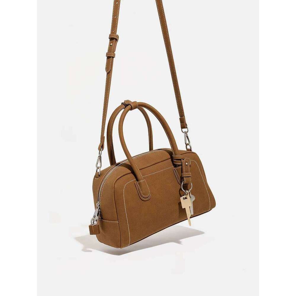 2024Fall And Winter New Boston Women's Niche Style Large Capacity Retroeasiest For Match Crossbody Satchel Bag