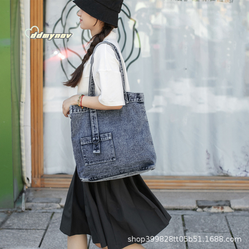 Women's New Single Shoulder Artistic Large Capacity Handbag, Casual Commuter Tote Bag, Fashionable Versatile Crossbody Bag ddmynov