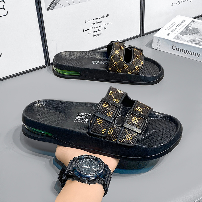 designer men's new high-end slippers, cross-border men's summer outerwear appeal, soft-soled European and American style cool slippers, free