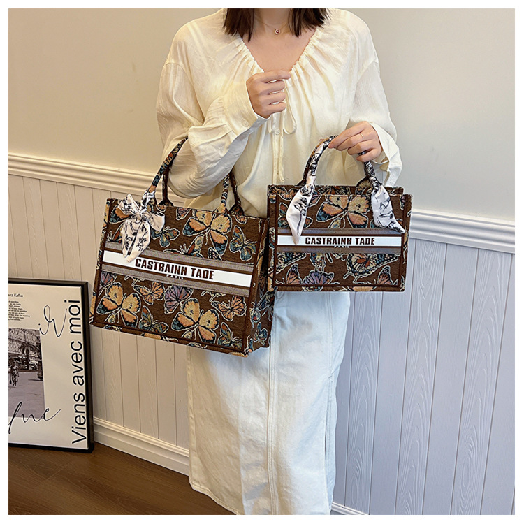 Free shipping 2025 designer Shoulder totes Bags For womans ladies flap printing embroidery lady chain square handbag pink women crossbody Underarm tot