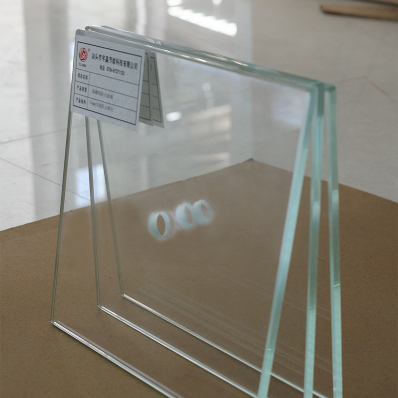 High-Borosilicate Tempered Glass for Safe & Sturdy Construction with Excellent UV Resistance