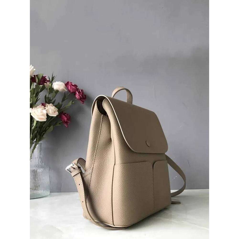 Retro Casual New Genuine Office Solid Color Natural Leather Travel Backpack Womens Shoulder School Bag 2025/06/10