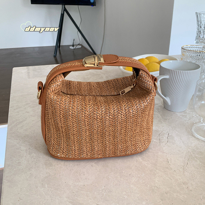 Korean Dongdaemun INS Grass Woven Small Casual Women's Handbag Shoulder Crossbody Bag 2025 Summer New ddmynov