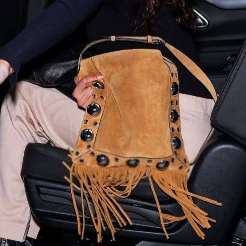 Vintage Faux Suede Messenger Bags For Women Designer Handbag Purses 2024 New In Rivet Trim Tassel Small Underarm Shoulder