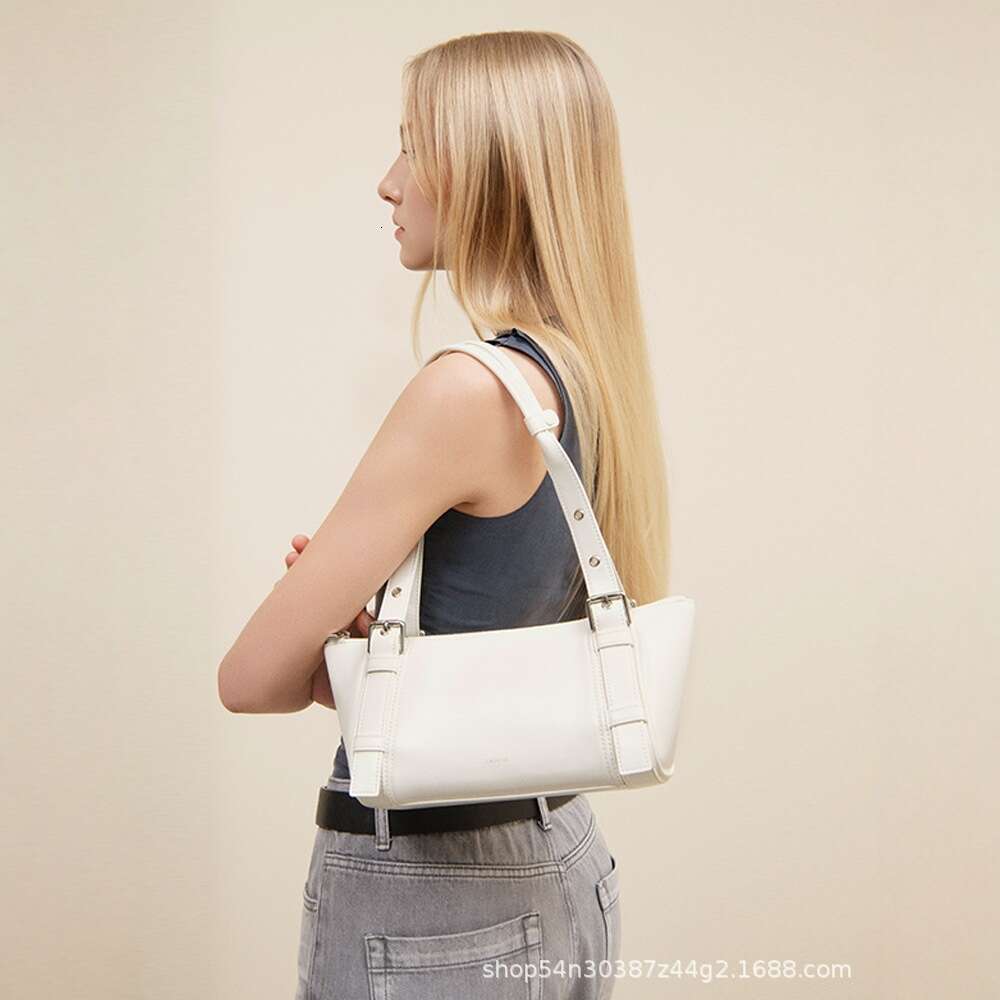 High-End Handheld Boston for Women 2025 Spring New Fashion Single Shoulder Versatile Commuter Crossbody Bag