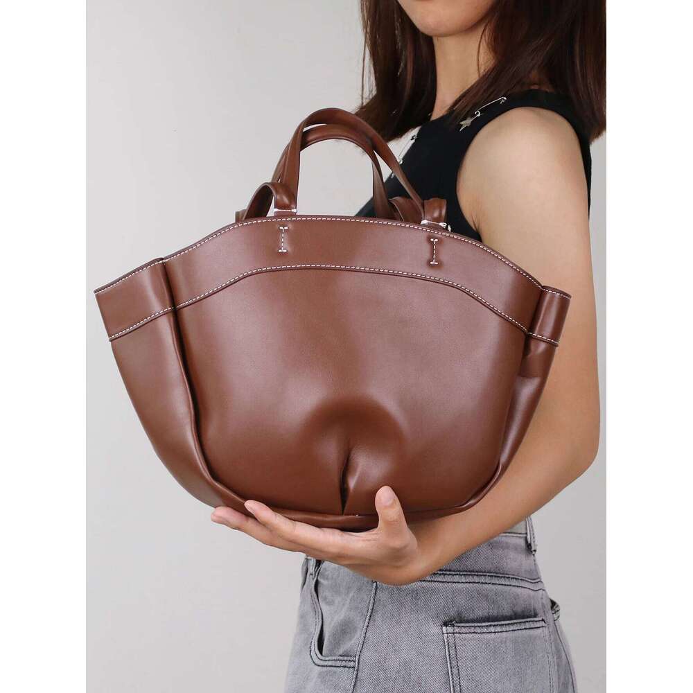 2024 Autumn And Winter New Women's Bags Brown Large Capacity Portable Shoulder Bury Commuting Shopping Bag Versatile Cas