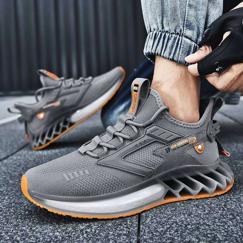 New High-quality High-elastic Flying Woven TPU Blade Bottom Casual Sneakers Men's Trendy Sports Shoes