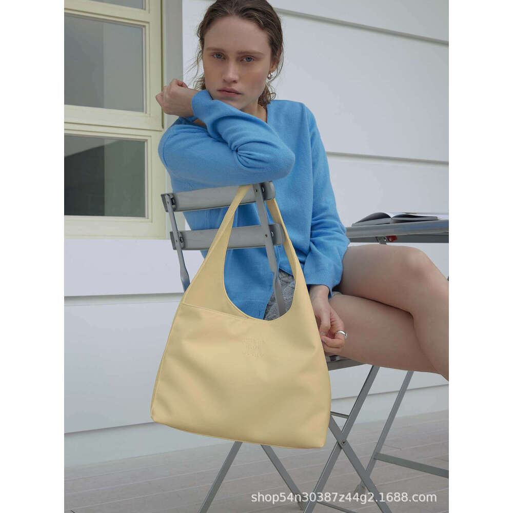 Korean Niche Brand 2025 Summer New Mucu and Ebony Large Capacity Shoulder Tote Underarm Bag